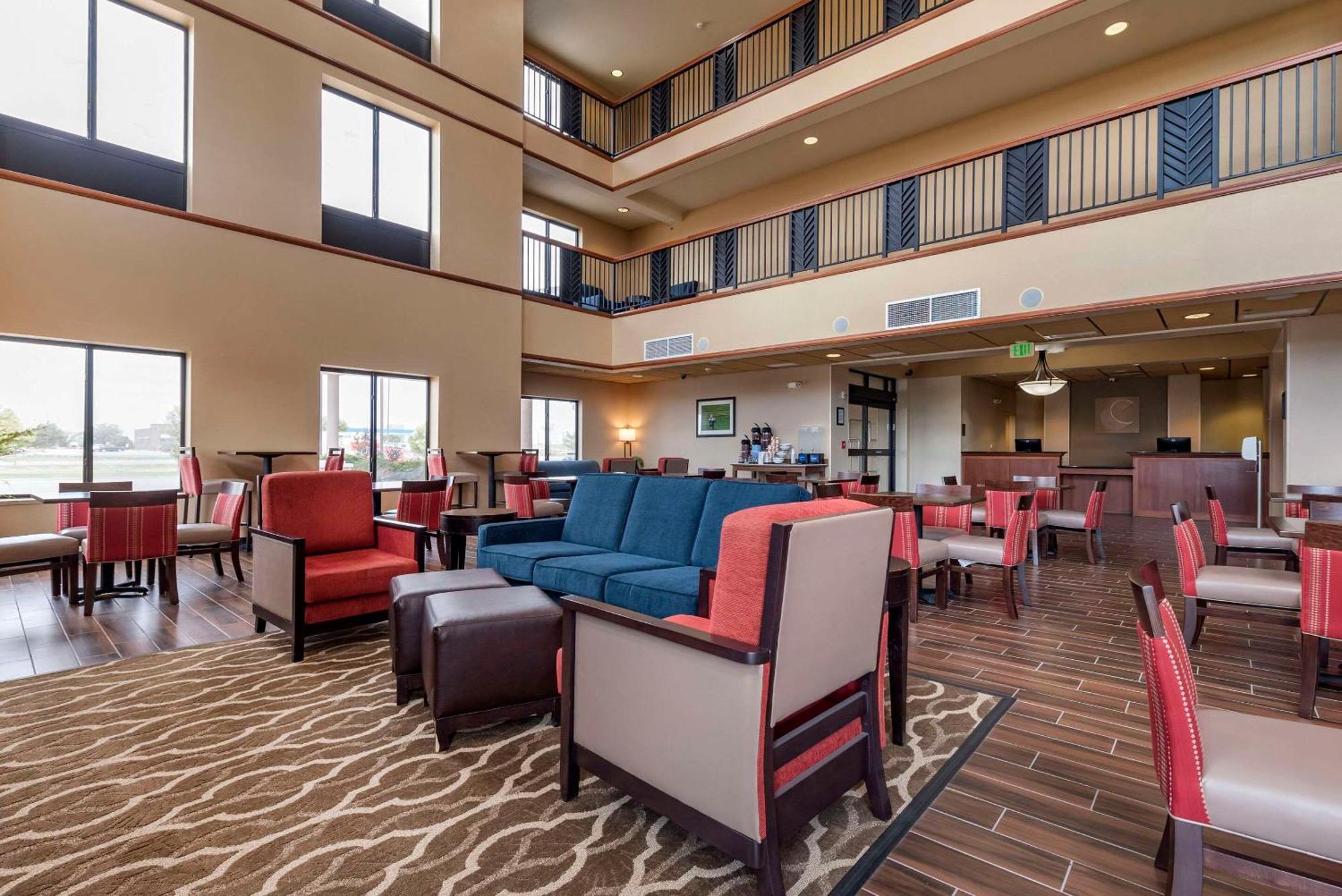 Comfort & 2* Goodland