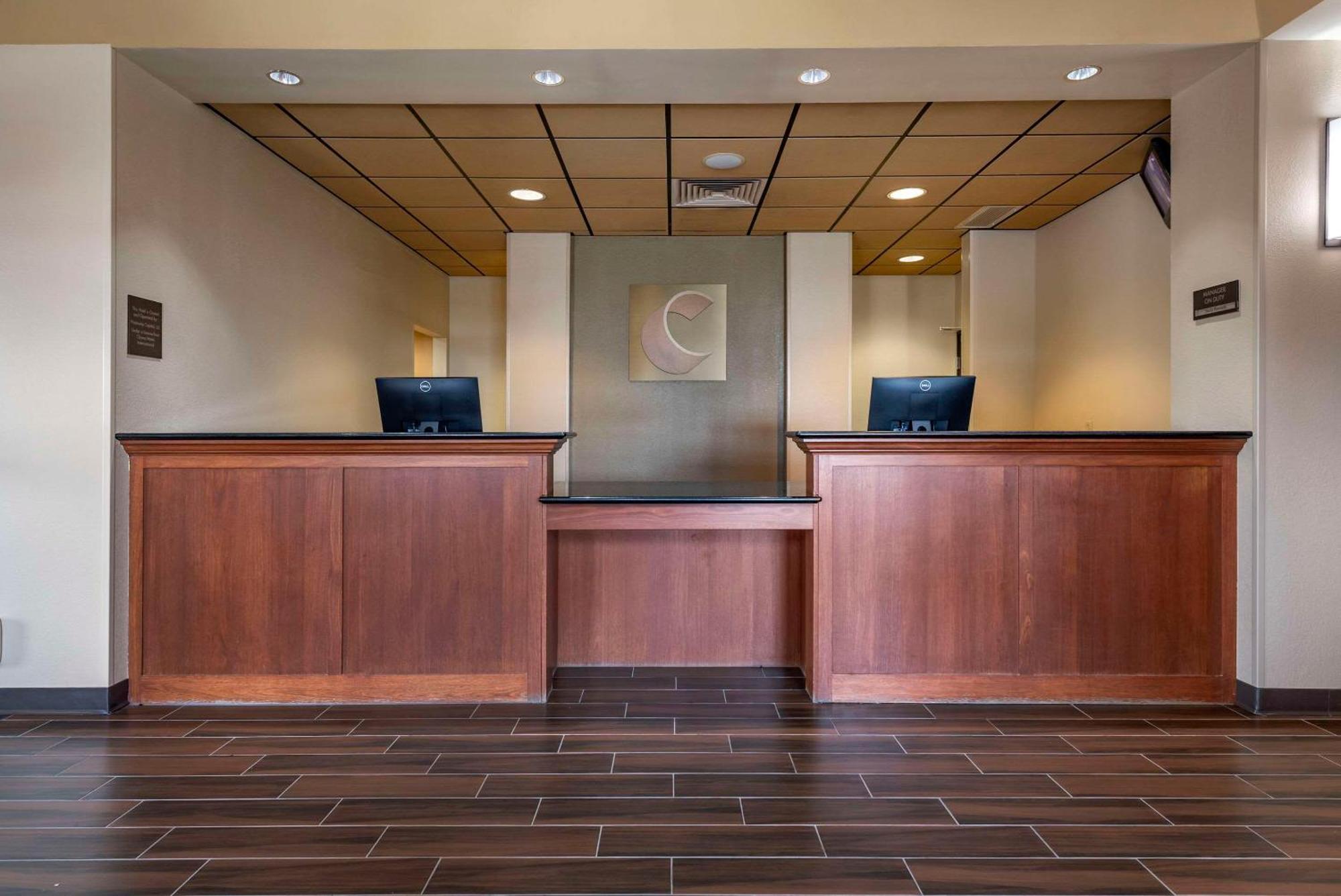 Hotel Comfort &