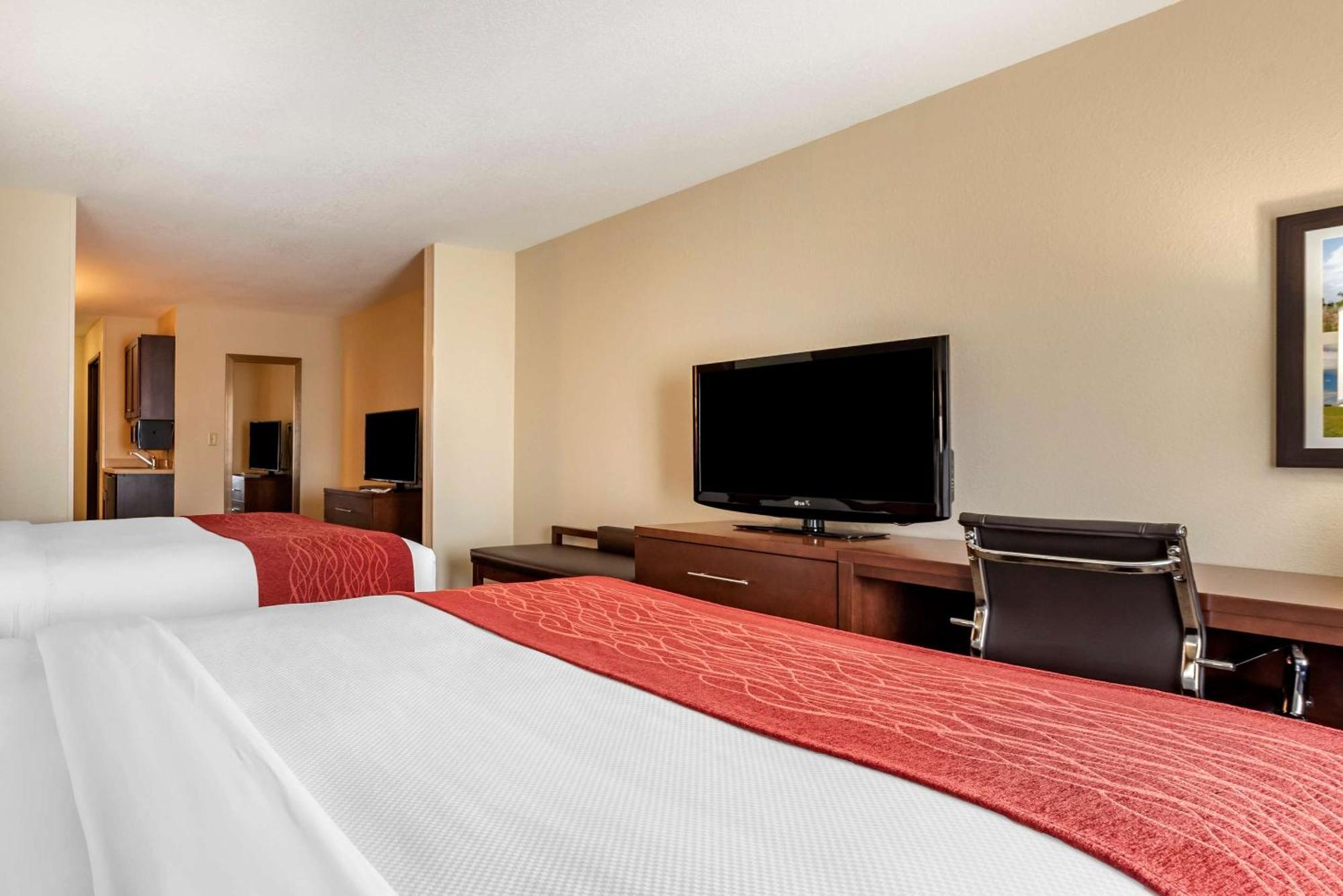 Comfort & Goodland