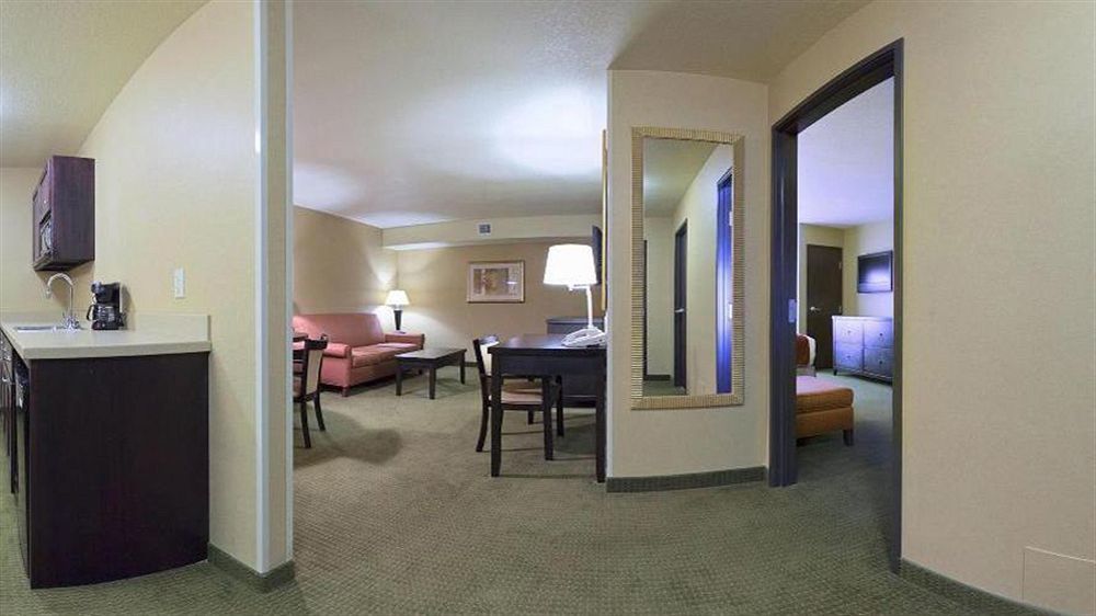 Comfort & Goodland